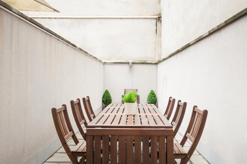 ApartsNouBcn Fira Barcelona - main image