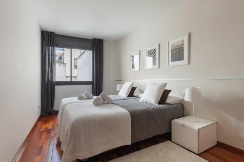 ApartsNouBcn Fira Barcelona - image 2