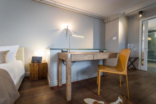 170636433 Hotel le Priori