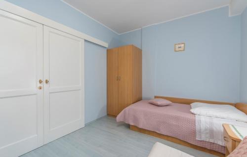 Apartment Complex Silvia