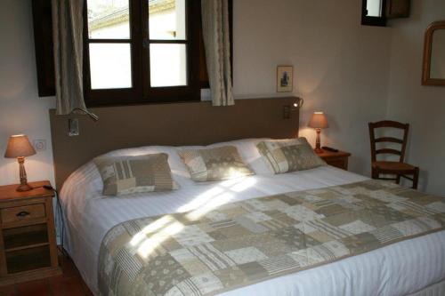 Charembeau Hotel ***