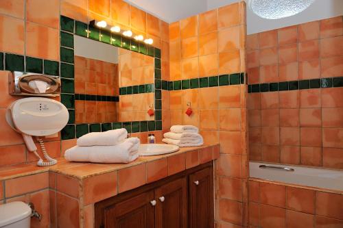 Charembeau Hotel ***
