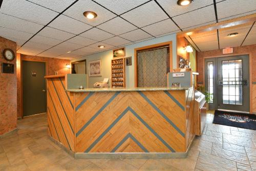 Americas Best Value Inn Butte - image 10
