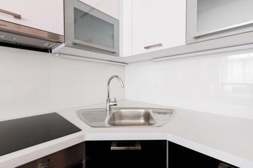 Prague Days - Stylish New Town Apartments, Прага (фото 10)