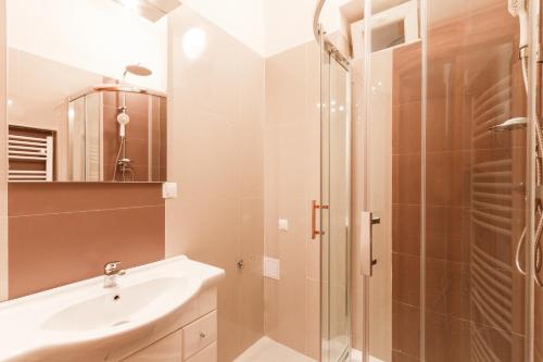 Stylish New Town Apartments - image 14