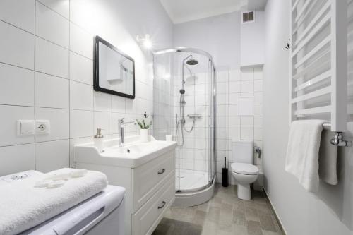 Warsaw City Center P&O Serviced Apartments - image 4