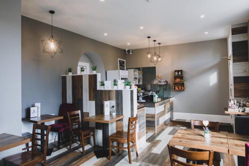 Chapel Cross Guesthouse in Рослін