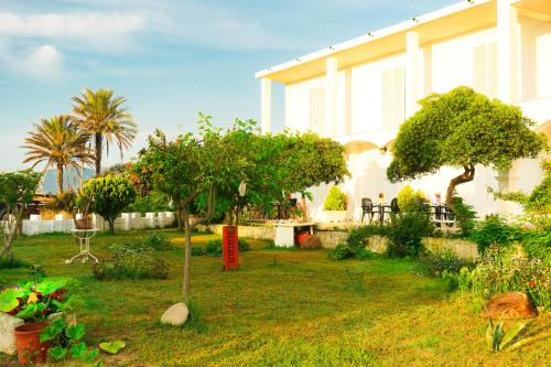 Quadruple Room with Garden View