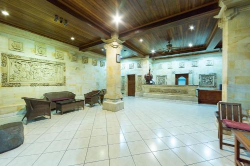 Lobby, Simpang Inn in Bali
