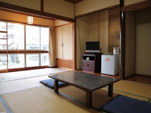 Kimatsu Ryokan Kimatsu Ryokan is perfectly located for both business and leisure guests in Hiroshima. Featuring a satisfying list of amenities, guests will find their stay at the property a comfortable one. To be fo