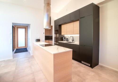 บริการและสิ่งอำนวยความสะดวก, Riverside luxury suites in แลพแล็นด์