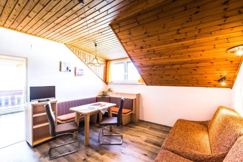 Hotel Gasthof zur Linde - image 2
