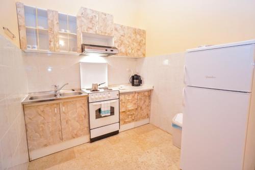  Apartments Branka in Zambratija