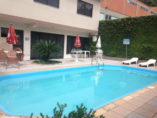 Swimmingpool, Hotel Steinhausen in Blumenau