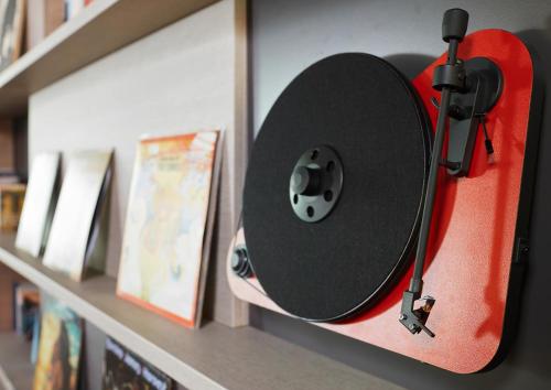 Living Hotel Frankfurt - image 13