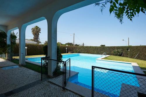 Relaxing Villa w/pool up to 6 people Cascais