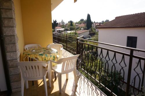 Mariella in Basanija