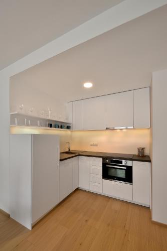 Smart Self Check-in Ambiente Apartments - image 2