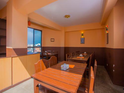 Hotel Premium – Kathmandu, OH