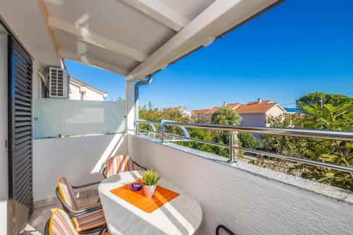 Apartment Vantacici 5355a