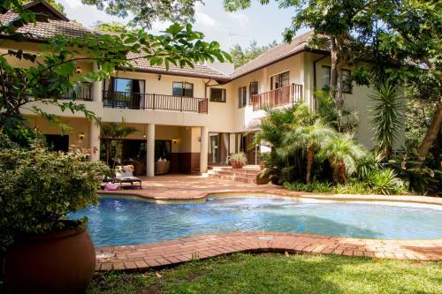 Augusta Lodge-Holiday Home