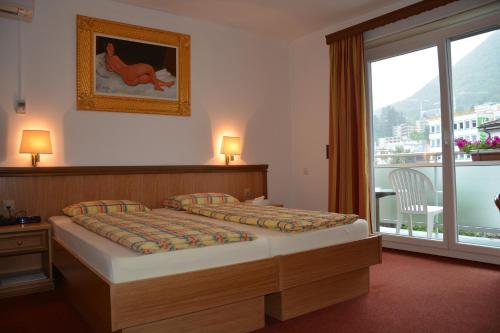 Hotel Dischma - FREE BUS AND TRAIN TICKET - image 2