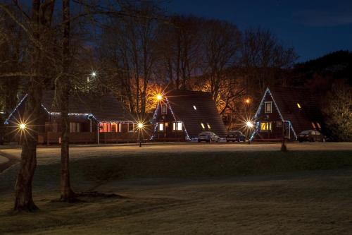 Зовнішній вигляд готелю, River Edge Lodges in Форганденні