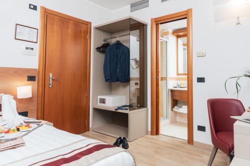 Hotel Royal Falcone - image 5