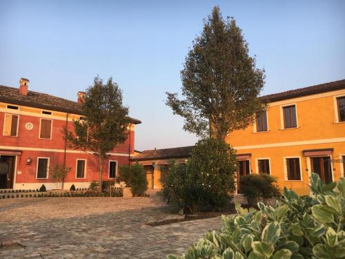  Agriturismo Corte Palazzo, Pension in Marcaria bei Canneto sullʼOglio