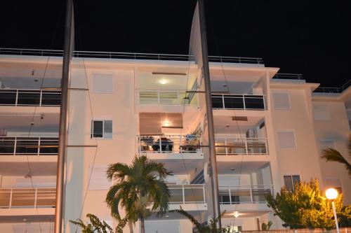 ทัศนียภาพภายนอกโรงแรม, Marina View BAYALOCATION in เดียมานท์