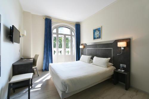 Hotel Moderne - image 6