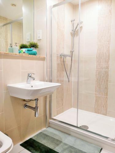 Comfy Birmingham City Center Apartment at Inge Street By HF Group photo 3