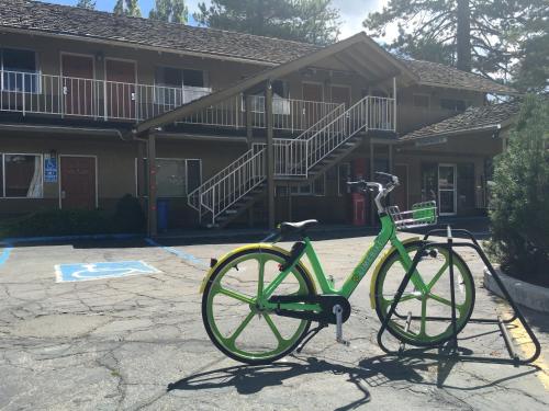 Buitenkant, Hotel Elevation in South Lake Tahoe (CA)