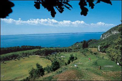 Hotel Garden - image 8