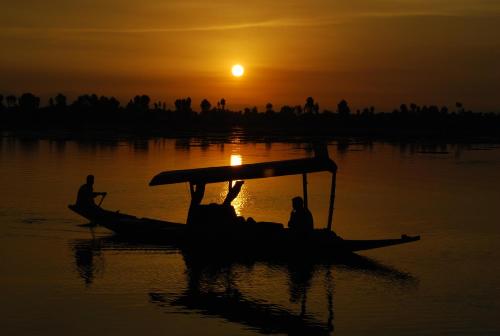 Goona palace houseboats