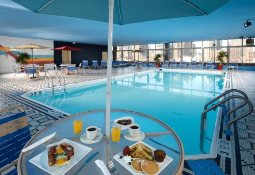 hotels in latham ny with indoor pool