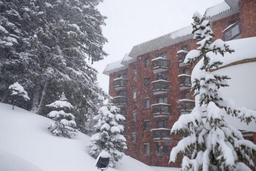 Appartement d'Exception - Jardin Alpin - Courchevel 1850 - image 12