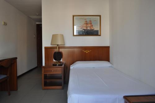 Hostal Vila del Mar - image 3