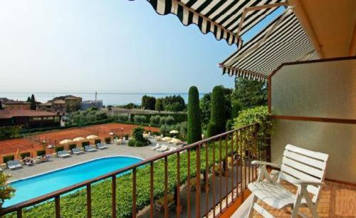 Hotel Garden - image 6