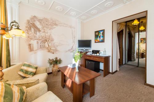 Oselya Hotel - image 10