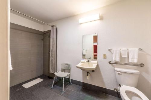 Motel 6-San Antonio TX - South WW White Rd - image 8
