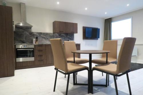 คีย์ อพาร์ตเนต์ คลาเรนซ์ เฮาส์ (Quay Apartments Clarence House) in นิวพอร์ต