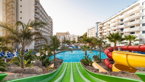 Globales Los Patos Park – Benalmadena, SC