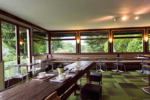 The Originals Access Hôtel La Dousseine Dreux Nord (Inter-Hotel) - image 12