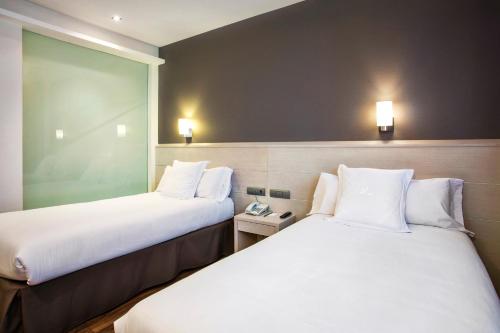 azz Hotel Táctica - image 12