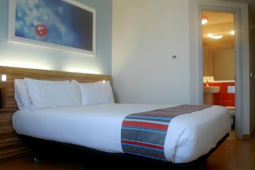 Travelodge Barcelona Poblenou, Barcelona (photo 10)