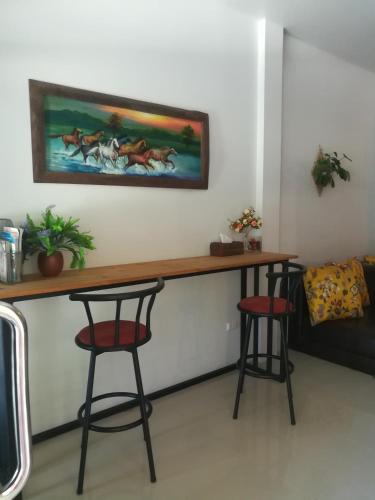 Mae Pon Hostel Mae Pon Hostel