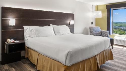 Holiday Inn Express Hotel & Suites Newton Sparta, an IHG Hotel