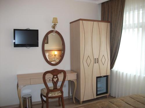 Single Room image 3