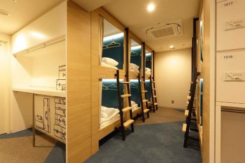 Bunk Bed in Mixed Dormitory Room